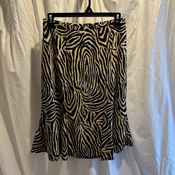 Animal print skirt - Picture 3 of 3